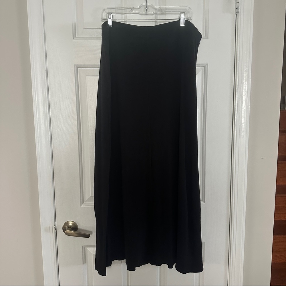 Zenergy By Chicos Ribbed Black Maxi Skirt